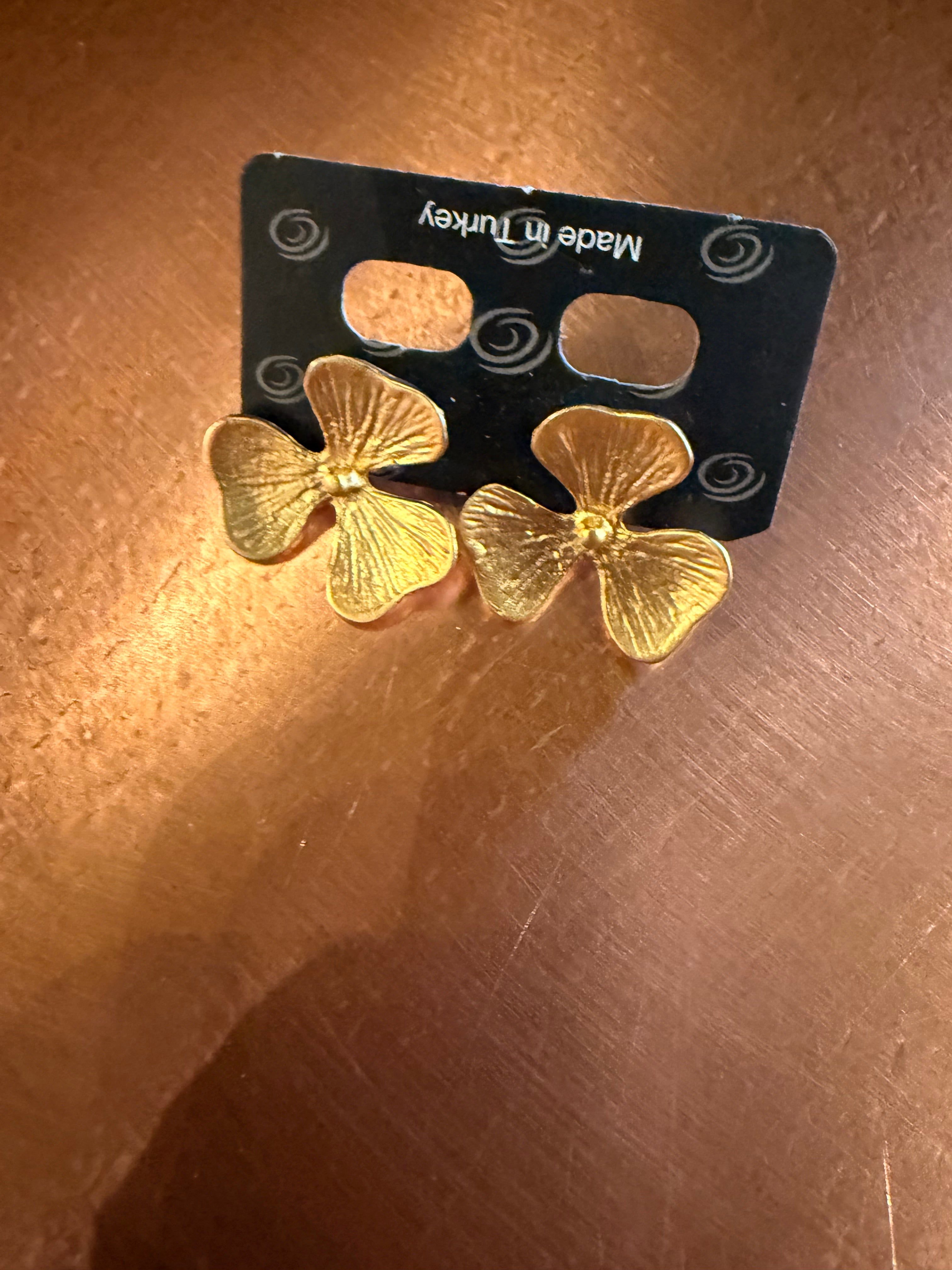 Gold Flower Earrings