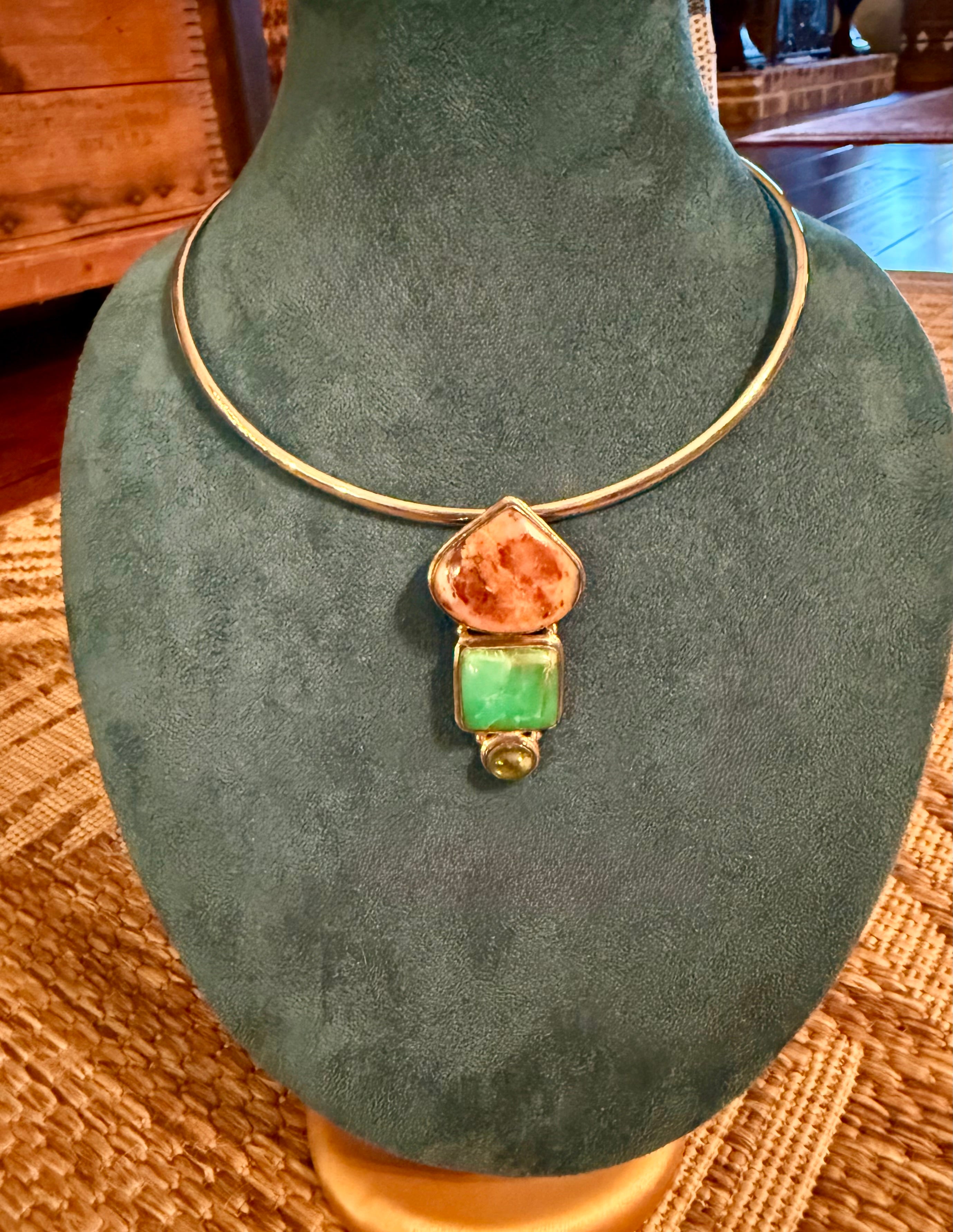 Silver Collar Necklace with Amber, Chrysoprase and Citrine Pendant