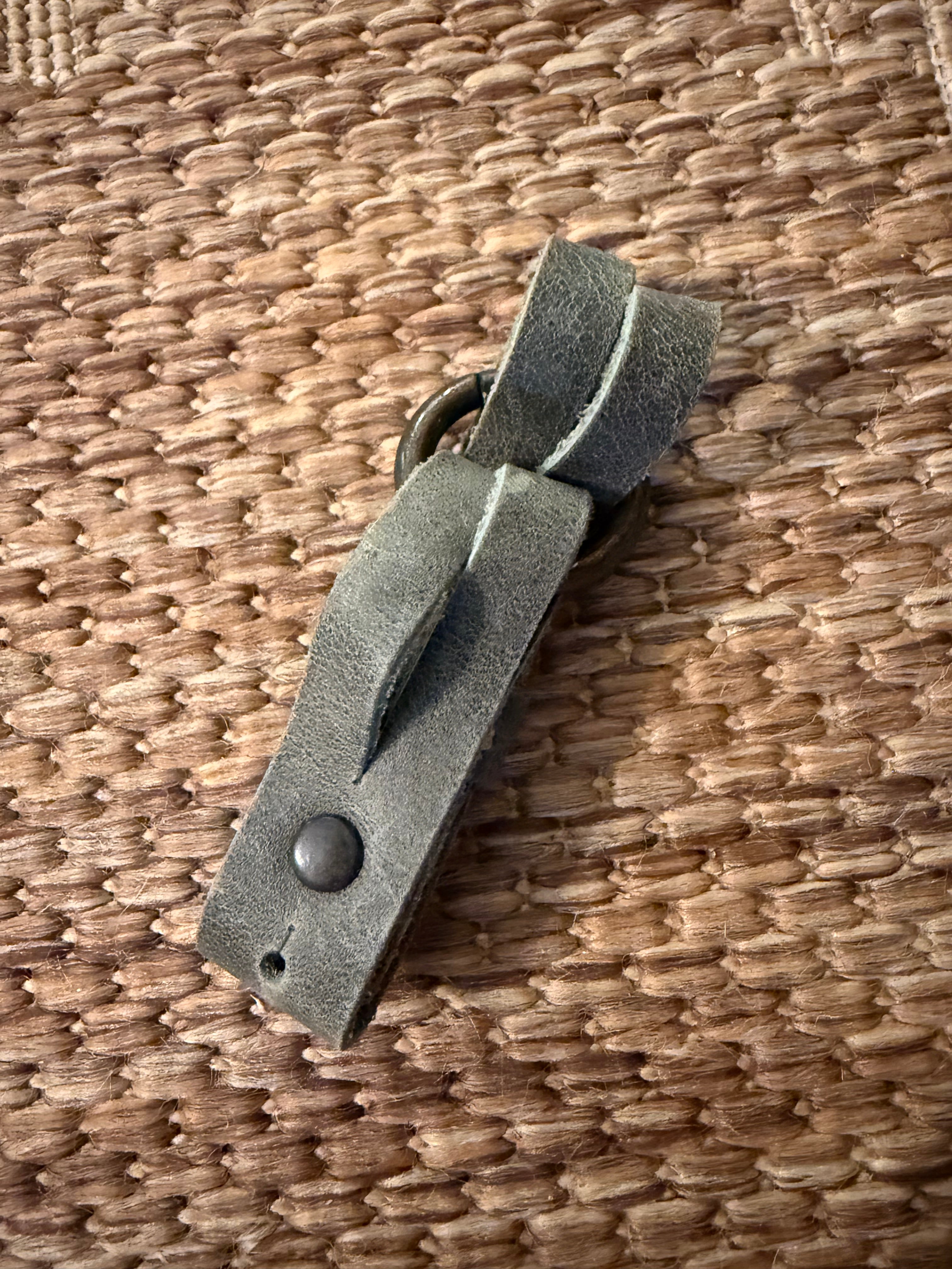 Blue Green Leather O Ring Bracelet