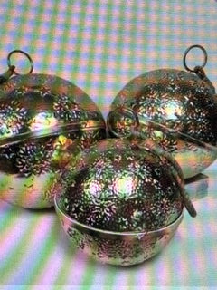 Large Gold Embossed Nested Ornaments set of 3