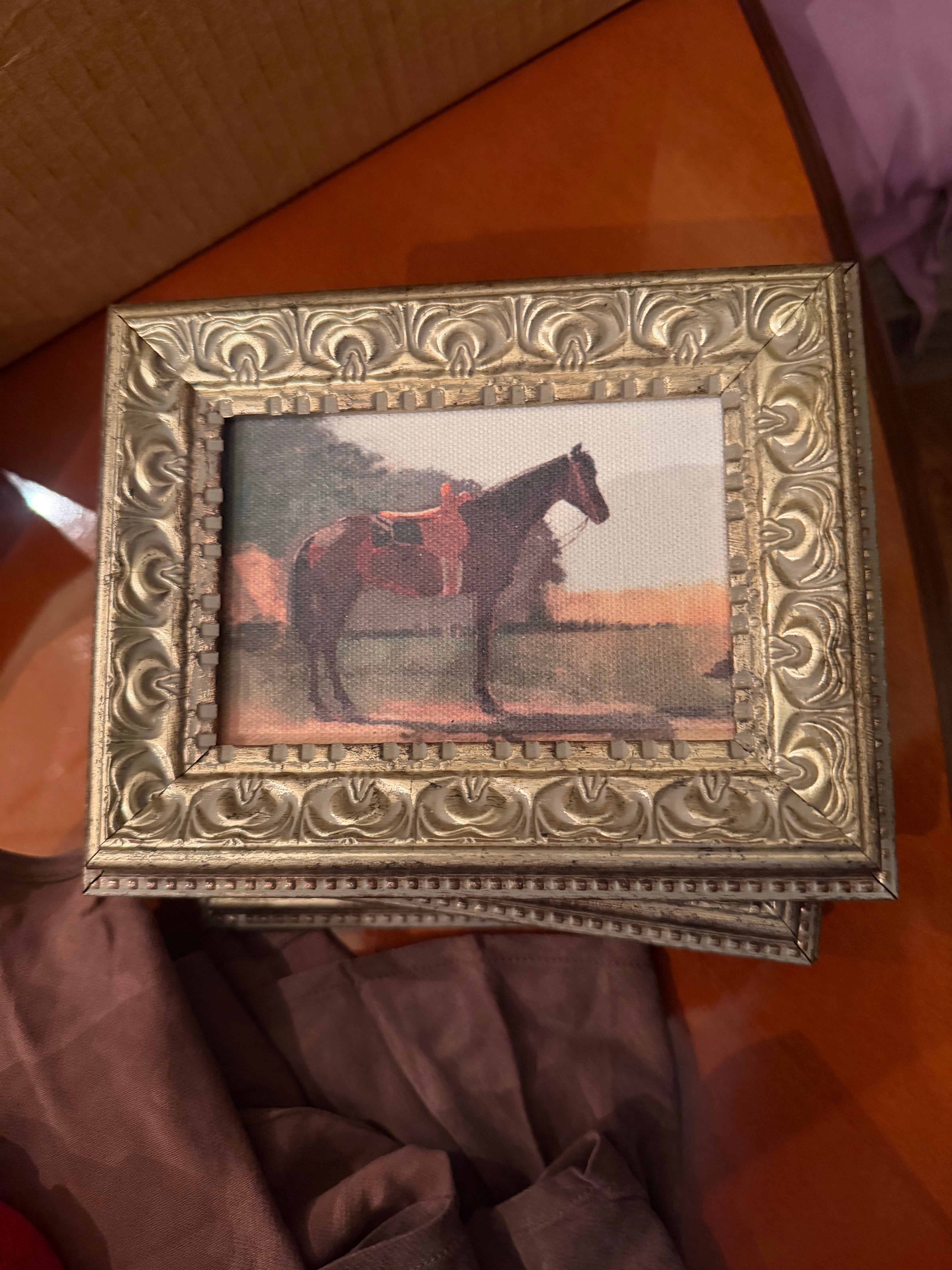 Saddled Horse 7X5- Fancy gold Frame