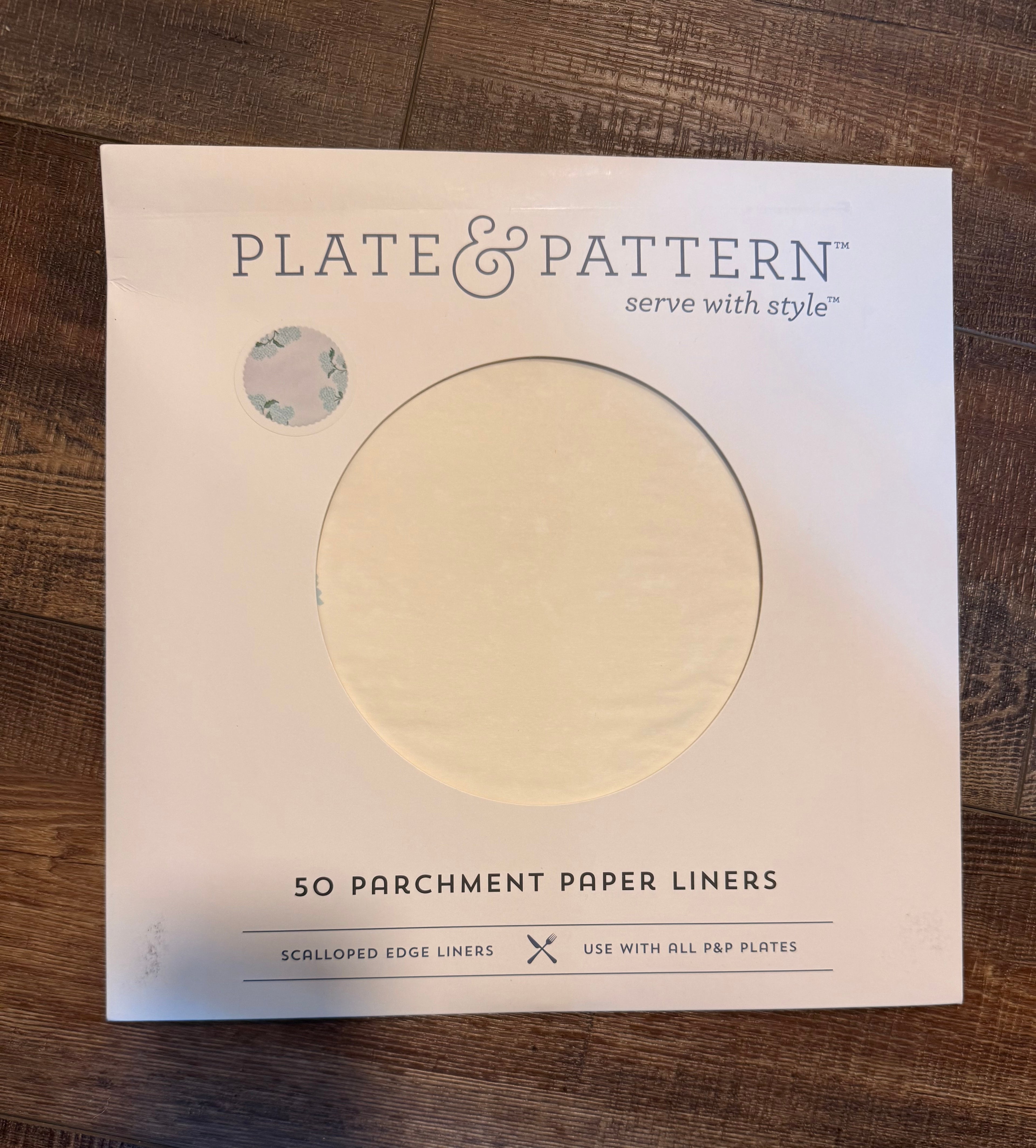 Garden Party Blue Hydrangeas Paper Liners (40 per pack)