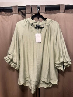 Gigio SAGE Scalloped Edged V-neck Blouse with 3/4 length gathered Ballon Sleeves