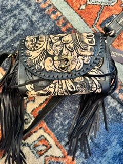 Juan Antonio Handpainted black on Natural