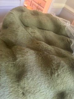 Bubble Faux Fur Throw -SAGE