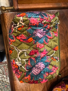 Green pouch bag