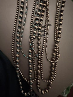 Multi sized Navajo pearls three strands